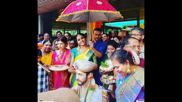 ಇಬ್ಬರ ಮಧ್ಯೆ ಪ್ರೀತಿ ಮೂಡಿದ್ದು ಹೇಗೆ.? ಇಬ್ಬರ ಮಧ್ಯೆ ಪ್ರೀತಿ ಮೂಡಿದ್ದು ಹೇಗೆ.?