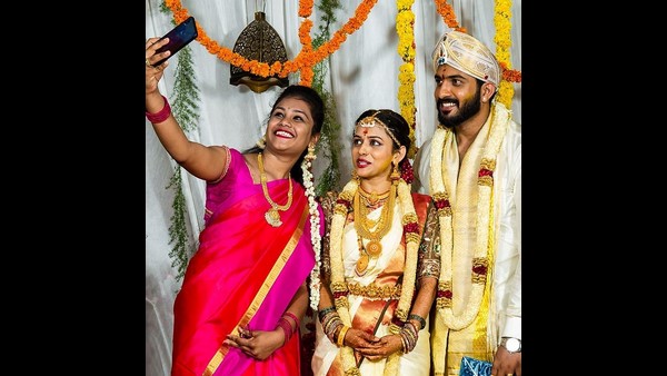 ಕಿರುತೆರೆ ನಟಿ ವಚನಾ-ರಘು