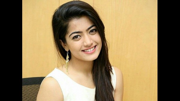 ಕತೆಗಳ ಹುಡುಕಾಟದಲ್ಲಿ ರಶ್ಮಿಕಾ ಮಂದಣ್ಣ ಕತೆಗಳ ಹುಡುಕಾಟದಲ್ಲಿ ರಶ್ಮಿಕಾ ಮಂದಣ್ಣ