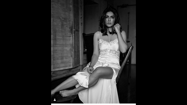 ಲಕ್ಷಣಗಳಿಲ್ಲ ಆದರೆ ಪಾಸಿಟಿವ್ ಲಕ್ಷಣಗಳಿಲ್ಲ ಆದರೆ ಪಾಸಿಟಿವ್