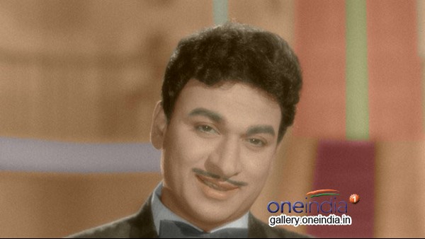 ಬಸ್ ನಿಲ್ಲಿಸಲೇ ಇಲ್ಲ