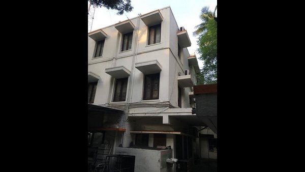 ಸಾಮಾನ್ಯನಂತೆ ಪೂಜೆ ಮಾಡುತ್ತಿದ್ದರು