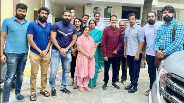 ಸರ್ಜಾ ಕುಟುಂಬಕ್ಕೆ ಸಾಂತ್ವನ ಹೇಳಿದ ರಾಘವೇಂದ್ರ ರಾಜ್ ಕುಮಾರ್