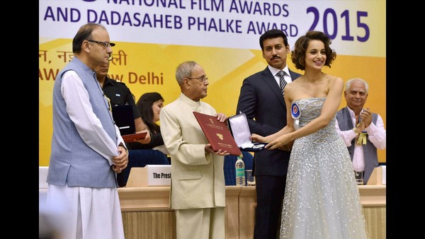 ಪದ್ಮಶ್ರೀ ಪ್ರಶಸ್ತಿ ವಾಪಸ್ ನೀಡುತ್ತೇನೆ: ಕಂಗನಾ ಸವಾಲು ಪದ್ಮಶ್ರೀ ಪ್ರಶಸ್ತಿ ವಾಪಸ್ ನೀಡುತ್ತೇನೆ: ಕಂಗನಾ ಸವಾಲು