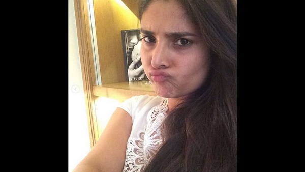 ಒಂದು ವರ್ಷದ ಹಿಂದೆ ಪೋಸ್ಟ್