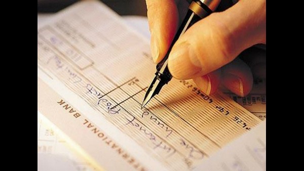 ಚೆಕ್ ಬೌನ್ಸ್ ಆಗುತ್ತಾ ಕೇಳಿದ ನಟಿ