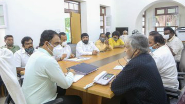 ವಾಣಿಜ್ಯ ಮಂಡಳಿಗೆ ಅಧಿಕೃತ ಮಾನ್ಯತೆಗೆ ಒತ್ತಾಯ