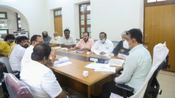 ಹಲವು ಗಣ್ಯರು ನಿಯೋಗದಲ್ಲಿದ್ದರು