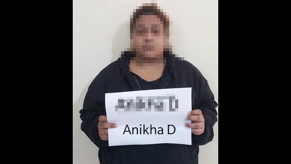 ಅನಿಕಾ ಬಾಯ್ಬಿಟ್ಟ ಹೆಸರುಗಳು ಯಾವುದು?