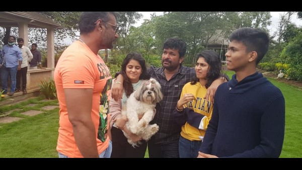 ವಿನಯ್ ಸಹ ಪ್ರಾಣಿ ಪ್ರೇಮಿ