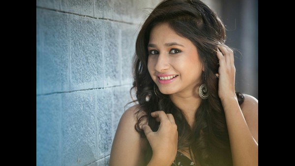 ಅಪ್ಪನ ಜತೆಗೆ ಫೋಟೊ ಇಲ್ಲ ಅಪ್ಪನ ಜತೆಗೆ ಫೋಟೊ ಇಲ್ಲ