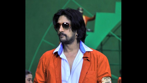 ಅನಾಥಾಶ್ರಮಗಳಿಗೆ ದಿನಸಿ ವಿತರಣೆ