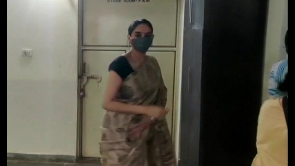 ಫಿಲಂ ಚೇಂಬರ್‌ಗೆ ಪತ್ರ 