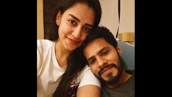 ಪತ್ನಿಯನ್ನು ಮನಸ್ಸಾರೆ ಹೊಗಳಿದ ನಿಖಿಲ್