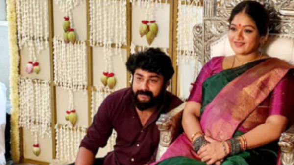 ಹಸಿರು ಸೀರೆ-ಕೈತುಂಬಾ ಬಳೆ