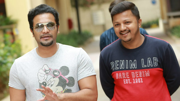 ನಿರ್ಮಾಪಕರೊಬ್ಬರು ಪರಿಚಯ ನಿರ್ಮಾಪಕರೊಬ್ಬರು ಪರಿಚಯ