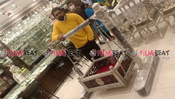 Dhruva Sarja gifted Silver Cradle to Chiranjeevi sarja and Meghna Rajs Baby Dhruva Sarja gifted Silver Cradle to Chiranjeevi sarja and Meghna Rajs Baby