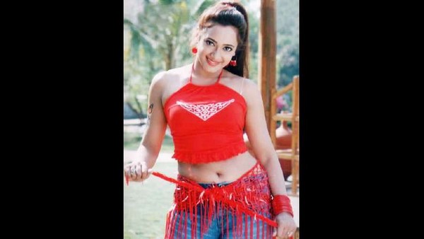 ಮೊದಲ ದಿನ ಬಿಕ್ಕಿ ಬಿಕ್ಕಿ ಅತ್ತಿದ್ದೇನೆ