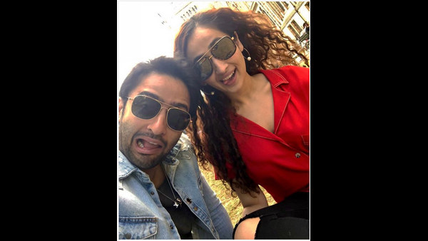 ಪ್ರೇಯಸಿ ಜೊತೆ ಪೋಟೋ ಹಂಚಿಕೊಂಡ ಶಾಹೀರ್