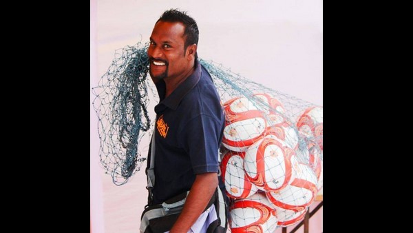 ಸ್ಲಂ ಸಾಕರ್ ಸಿನಿಮಾ ಮಾಡಲು ಹಕ್ಕು ಖರೀದಿ