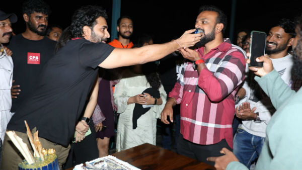 Srimurali celebrates his birthday with madagaja team