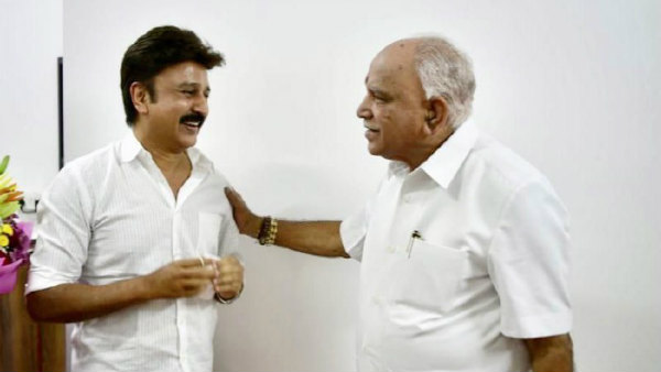 ಸಿಎಂಗೆ ಆಹ್ವಾನ ನೀಡಿದ ರಮೇಶ್ ದಂಪತಿ