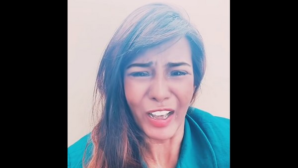 Tamil Actress Meera Mithun Suffering From Depression