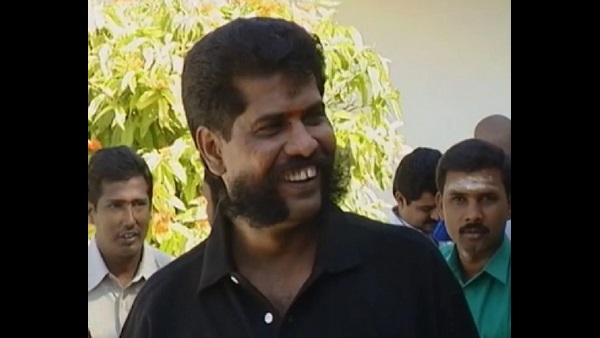 ಪತ್ರಕರ್ತ ನಕ್ಕೀರನ್ ಮೂಲಕ ಸಂಧಾನ 