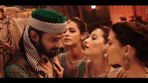 ಪ್ರತಿಭಾವಂತ ನಿರ್ದೇಶಕರಿಗೂ ಐಟಂ ಹಾಡು ಬೇಕು! 