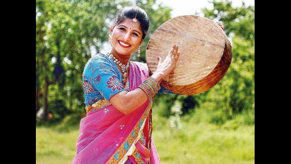 'ರೇಲಾ ರೇ ರೇಲಾ' ಹಾಡು ಸೂಪರ್ ಡೂಪರ್ ಹಿಟ್ 'ರೇಲಾ ರೇ ರೇಲಾ' ಹಾಡು ಸೂಪರ್ ಡೂಪರ್ ಹಿಟ್