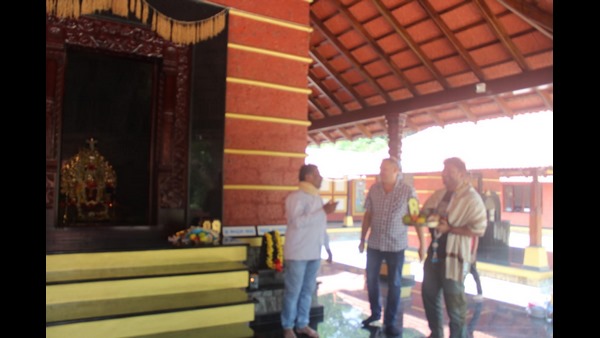 Puneeth Rajkumar Visited Mudigeres Rameshwara Temple On His Birthday