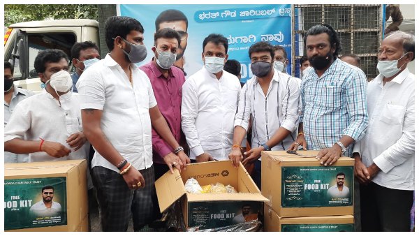 Title: DCM Ashwath Narayan distributed Food Kit to Film Actors Title: DCM Ashwath Narayan distributed Food Kit to Film Actors