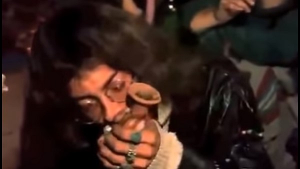 ಮಡಿವಂತಿಕೆ ಪಾಠ ರ್ಯಾಪ್ ಹಾಡುಗಳಿಗೆ ಮಾತ್ರವೇ ಏಕೆ? ಮಡಿವಂತಿಕೆ ಪಾಠ ರ್ಯಾಪ್ ಹಾಡುಗಳಿಗೆ ಮಾತ್ರವೇ ಏಕೆ?