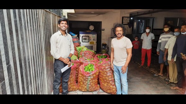 ಹಲವು ನಟರು, ರೈತರು, ಸಾರ್ವಜನಿಕರು ಸಹಾಯ ಮಾಡಿದ್ದರು