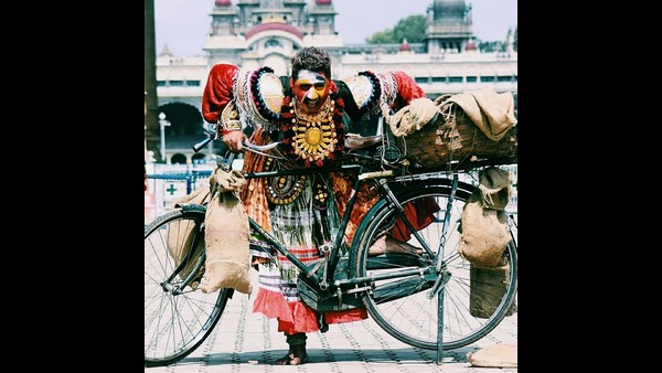 ಇದಕ್ಕಿಂತಲೂ ಉದಾಹರಣೆ ಬೇಕೆ?