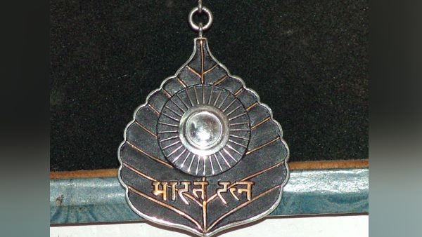 ಭಾರತ ರತ್ನ ಎನ್‌ಟಿಆರ್ ಕಾಲ ಉಗುರಿಗೂ ಸಮವಲ್ಲ: ಬಾಲಕೃಷ್ಣ