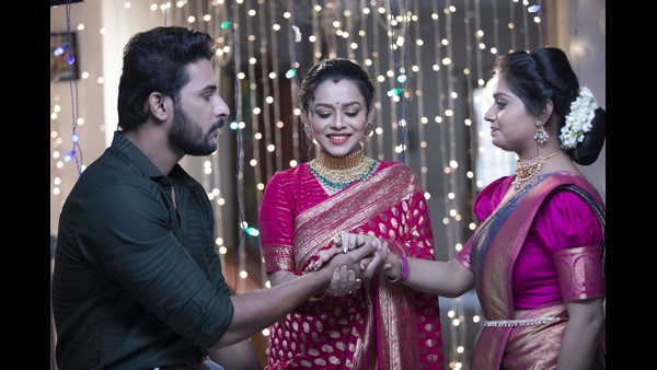 Kasturi Nivasa Serial 500 episode and Mandya Ramesh Enter to Kavyanjali Serial