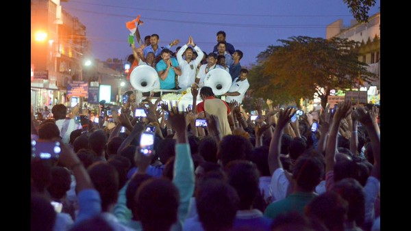 ಹೋಟೆಲ್‌, ಬಾಡಿಗೆ ಮನೆ, ಅಂಗಡಿಗಳನ್ನು ಹೊಂದಿರುವ ರಾಕೇಶ್