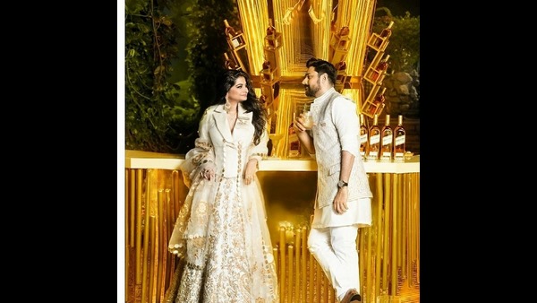 Anil Kapoors daughter Rhea Kapoor to marry Karan Boolani today? Anil Kapoors daughter Rhea Kapoor to marry Karan Boolani today?