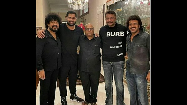 ಜನ್ಮದ ದಿನದ ಪಾರ್ಟಿಯಲ್ಲಿ ಯಶ್-ದರ್ಶನ್ ಹೈಲೆಟ್