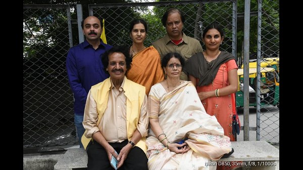 ಶೀರ್ಷಿಕೆ ಗೀತೆ ರಚಿಸಿದ್ದಾರೆ ಎಚ್‌.ಎಸ್.ವೆಂಕಟೇಶ್‌ಮೂರ್ತಿ