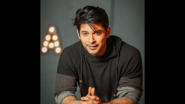 Old Photo Of Sushant Singh Rajput And Siddharth Shukla Viral On Social Media