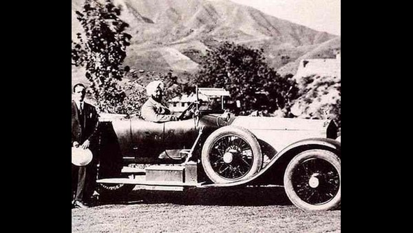 ವರ್ಷಾನುಗಟ್ಟಲೆ ನಡೆಯುವ ಮೆಗಾ ಸೀರಿಯಲ್ ಮಾಡಬಹುದು 