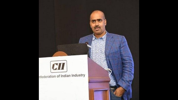 ಪ್ರತ್ಯೇಕವಾಗಿ 20 ವರ್ಷಗಳೇ ಆಗಿದೆ 