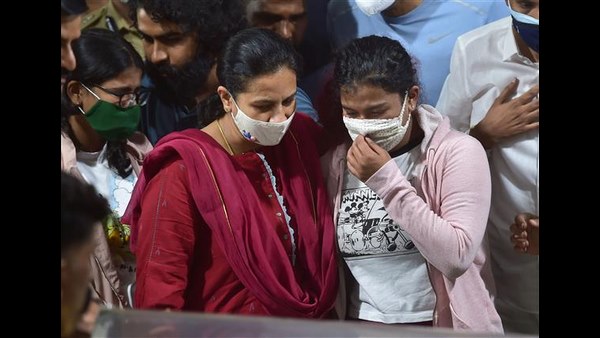 ಅಪ್ಪು ಪತ್ನಿ ಬಹಳ ಬೇಸರ ಮಾಡಿಕೊಂಡಿದ್ದಾರೆ: ರಾಘವೇಂದ್ರ ರಾಜ್‌ಕುಮಾರ್ 