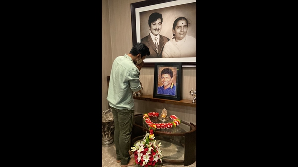 ಅಷ್ಟು ಪ್ರೀತಿಸುವ ವ್ಯಕ್ತಿ ಸಿಗುವುದು ಕಷ್ಟಕರ: ರಾಮ್ ಚರಣ್ ಅಷ್ಟು ಪ್ರೀತಿಸುವ ವ್ಯಕ್ತಿ ಸಿಗುವುದು ಕಷ್ಟಕರ: ರಾಮ್ ಚರಣ್