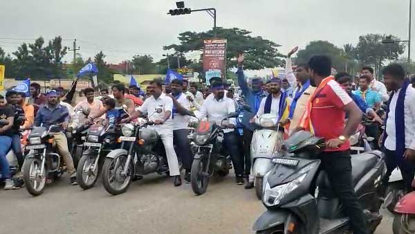 ಹೆದರಬೇಡಿ ಹಂಸಲೇಖ: ಸಂಘಟನಾಕಾರರ ಬೆಂಬಲ!
