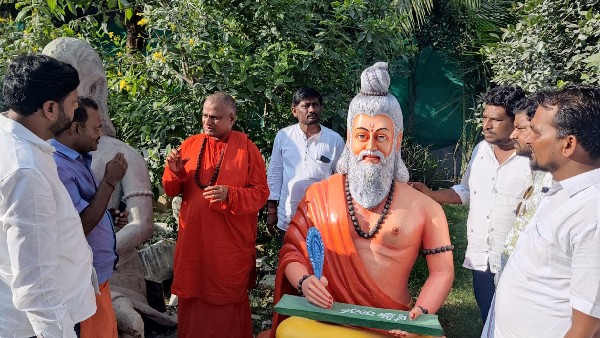 ಕಿಚ್ಚನ ಮೂರ್ತಿ ಜೊತೆ ಅಪ್ಪು ಫೋಟೊವನ್ನೂ ಇಟ್ಟು ಪೂಜೆ