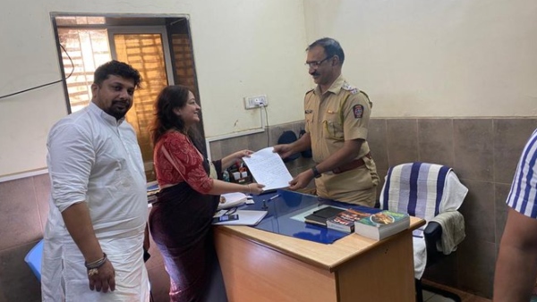 ವರುಣ್ ಗಾಂಧಿಗೆ ತಿರುಗೇಟು ನೀಡಿದ ಕಂಗನಾ ವರುಣ್ ಗಾಂಧಿಗೆ ತಿರುಗೇಟು ನೀಡಿದ ಕಂಗನಾ