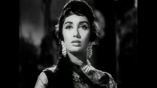  ಹಲವು ಕತೆಗಳನ್ನು ಒಳಗೊಂಡಿದೆ 